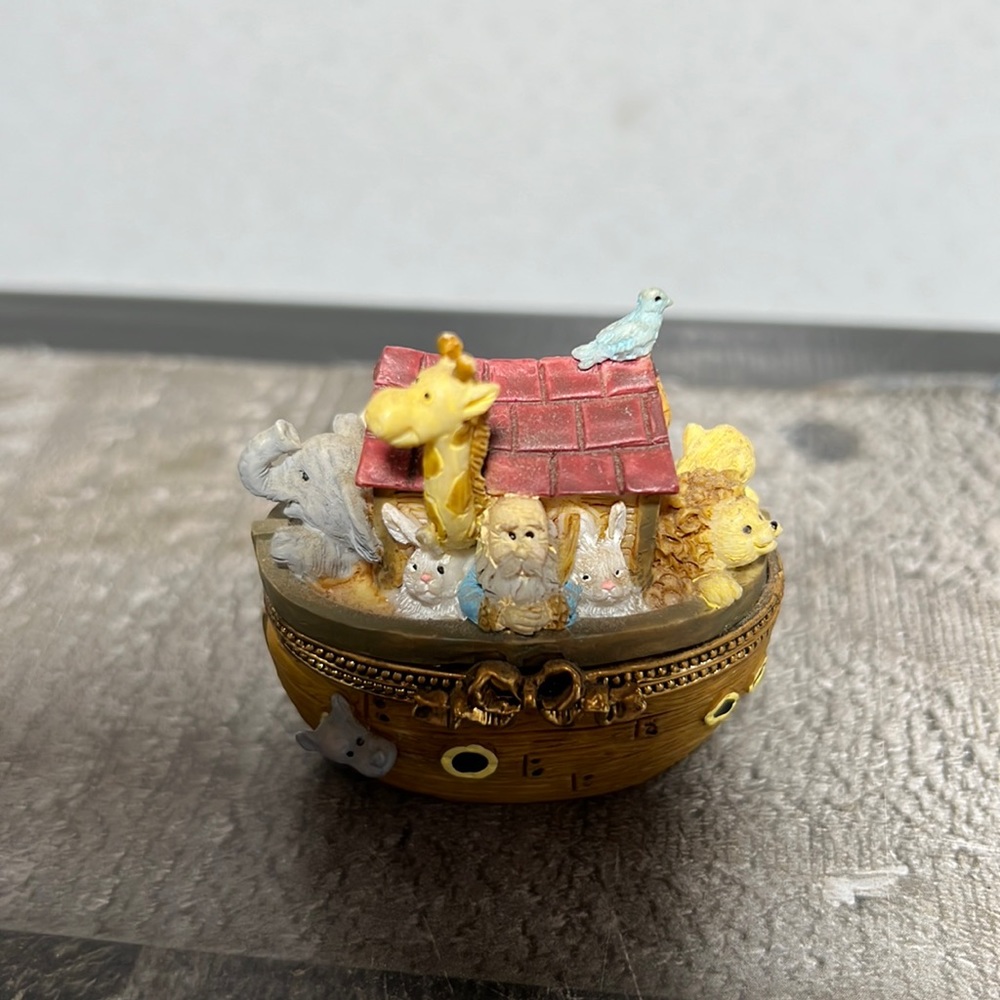 Vintage Noah's Ark Trinket Box, A New Beginning, Papel Giftware 1998